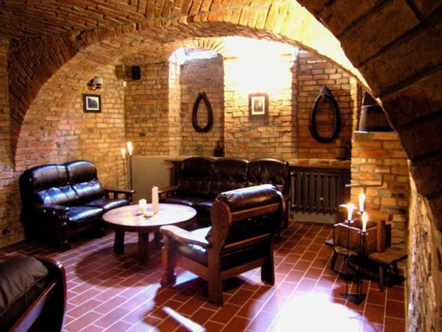 זיילונה גאורה Hotel Zajazd Kultury, Dawniej Pocztowy מראה חיצוני תמונה
