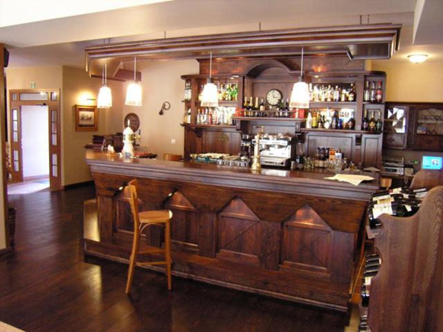 זיילונה גאורה Hotel Zajazd Kultury, Dawniej Pocztowy מראה חיצוני תמונה